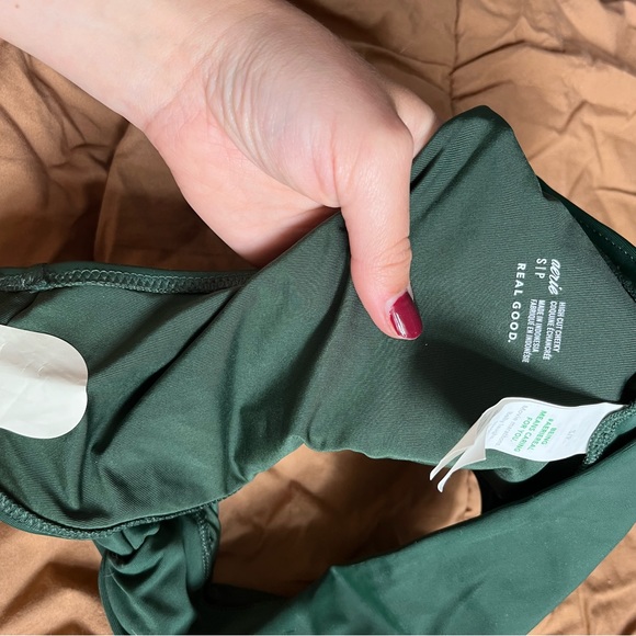 Green high waisted bikini bottom from aerie. Brand new with tags - Picture 3 of 3